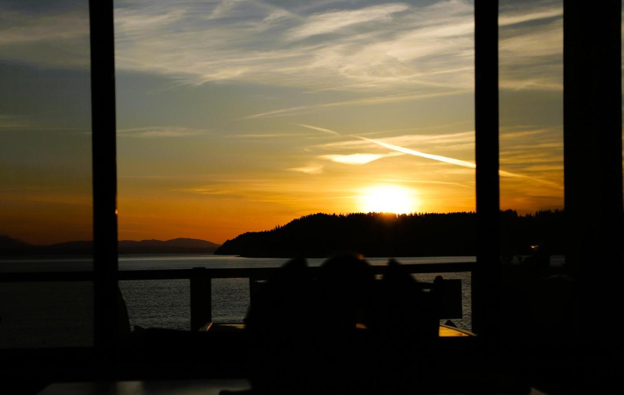 Stunning House With Views Of Puget Sound! Ideal For Family Reunions Edmonds Exterior foto
