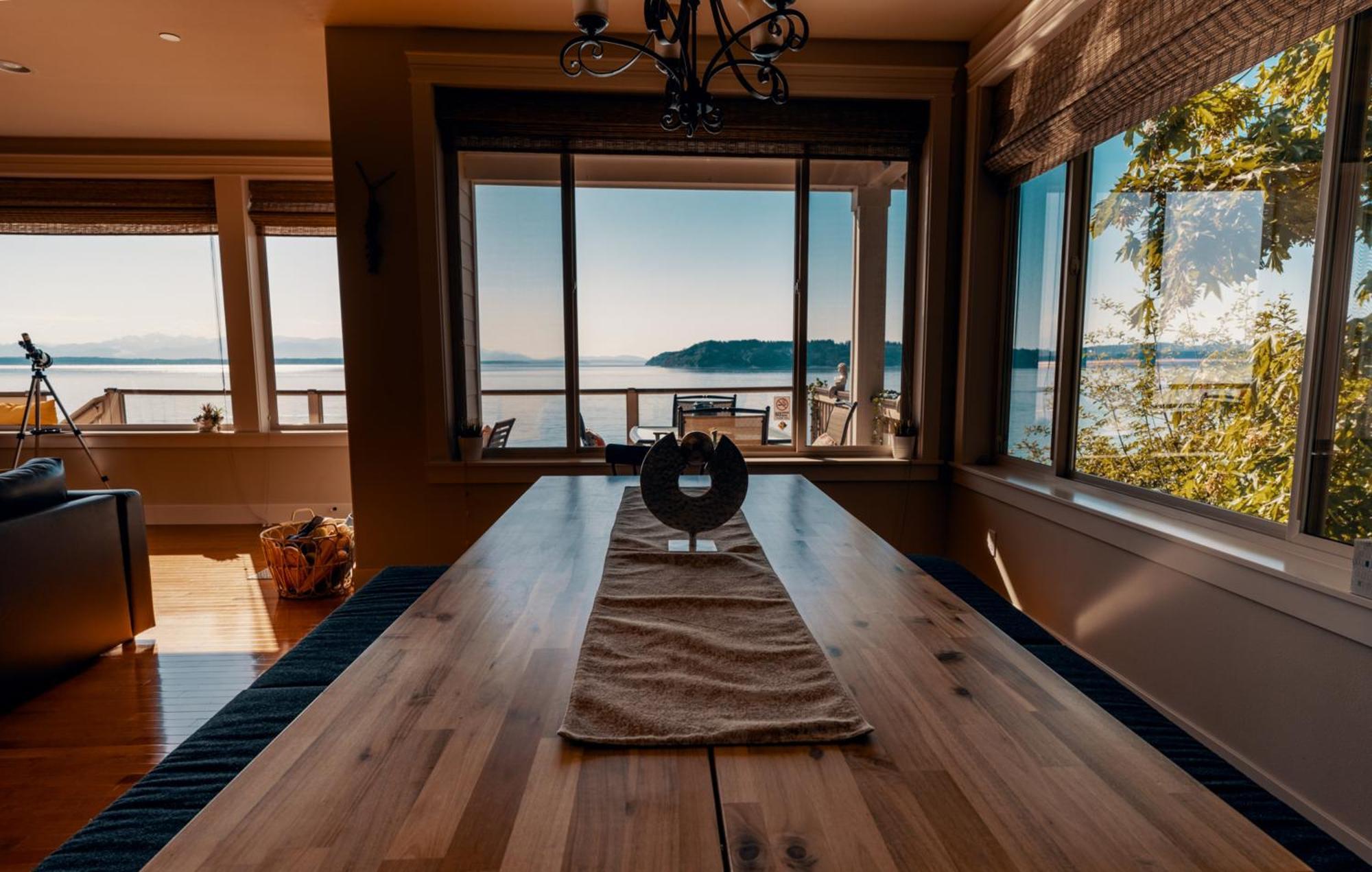 Stunning House With Views Of Puget Sound! Ideal For Family Reunions Edmonds Exterior foto